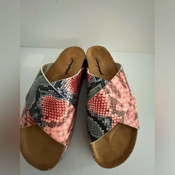 Free People Sidelines Flatform Candy Snake Sandals Size EU 39- NWOT - Picture 10 of 13